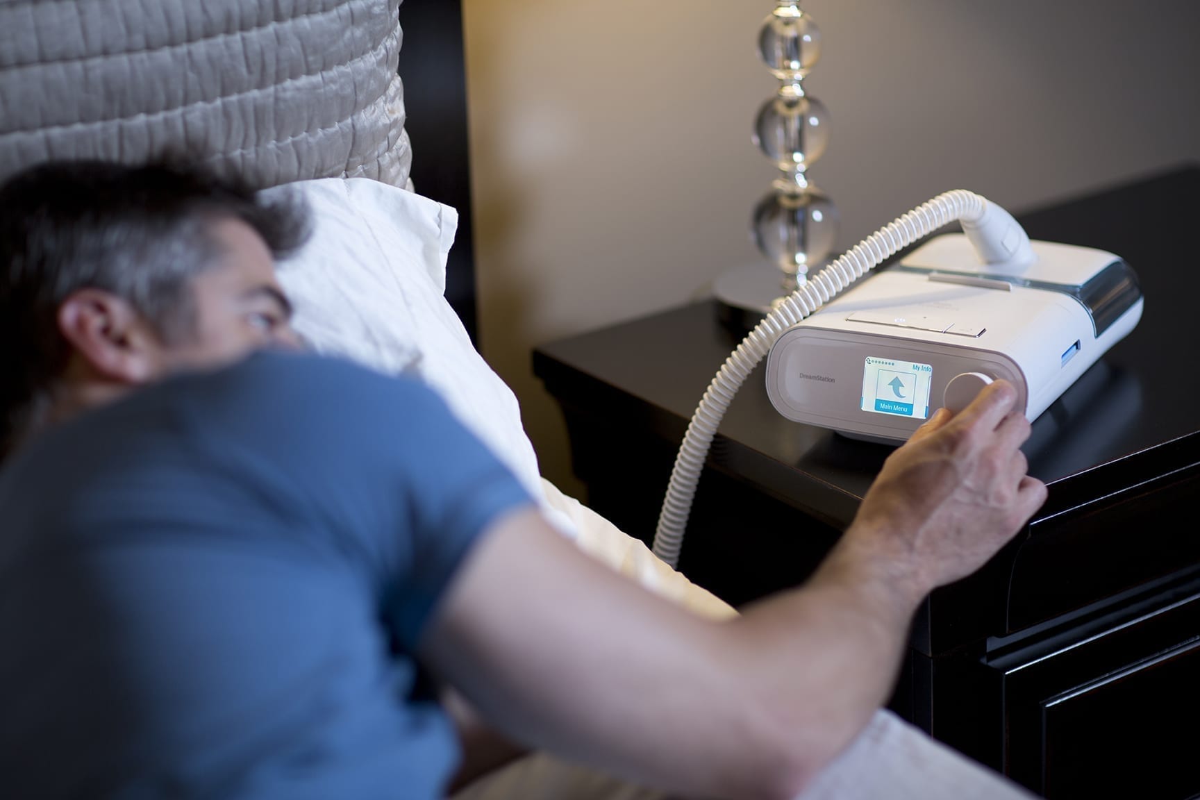 Maquina para la apnea del sueño CPAP y BIPAP MGM Productos Médicos